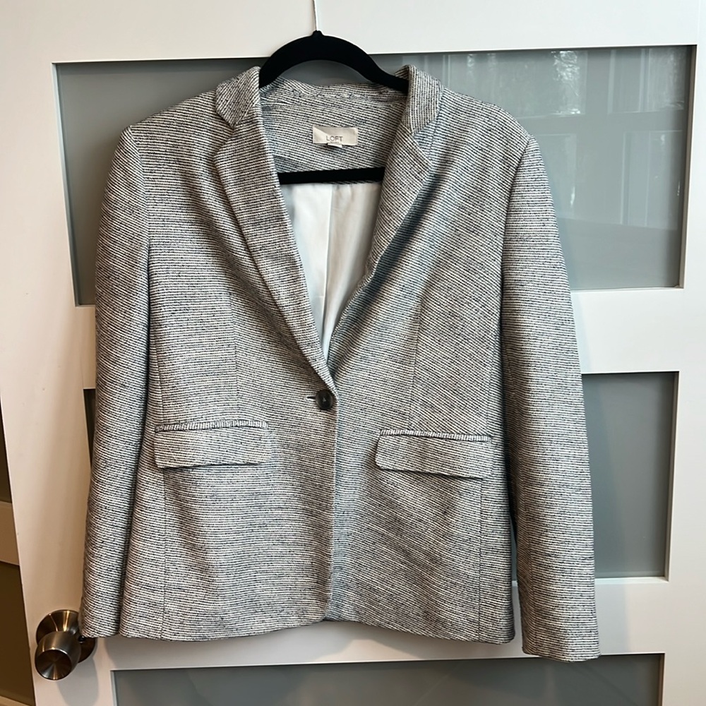 Blue white boucle blazer Ann Taylor Loft 4p - excellent condition